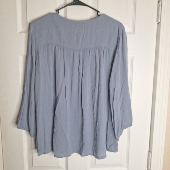 Coldwater Creek Blue Blouse with Embroidery Size Large - Picture 5 of 7